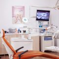 Poradnik wyboru odpowiedniego sprzętu dla twojego gabinetu stomatologicznego